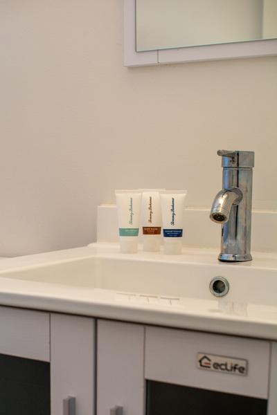 Three bedroom suites Photo 5